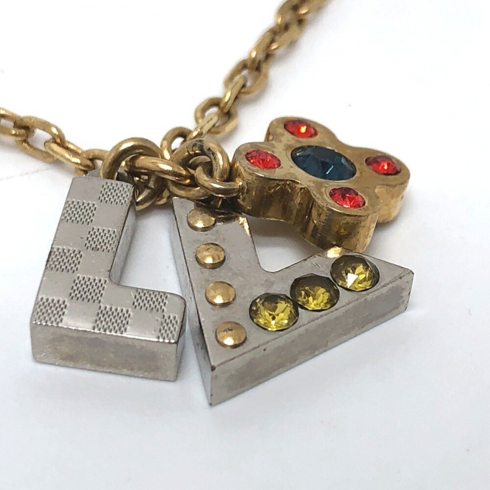 LOUIS VUITTON Love Necklace - Picture 4 of 9